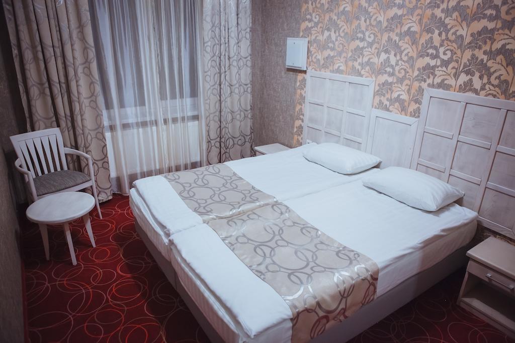 Hotel Magnum Beregovo Habitación foto